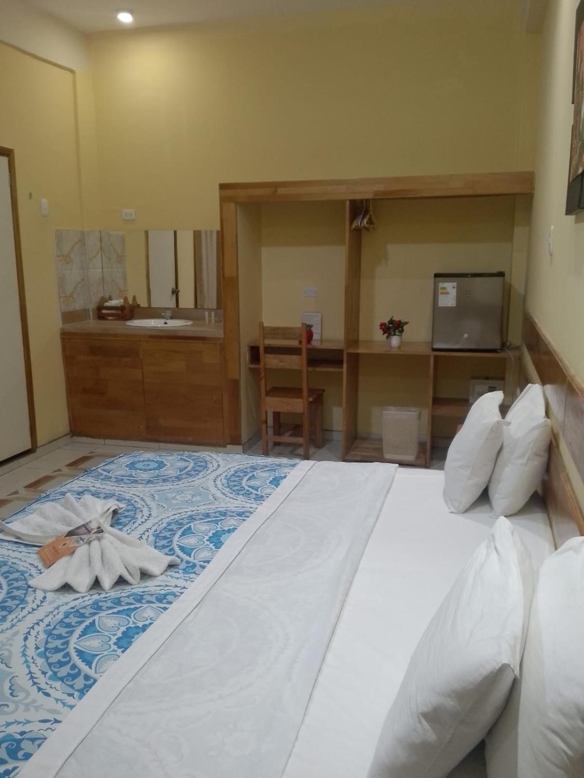 Casa Nativa Iquitos Hotel Buitenkant foto
